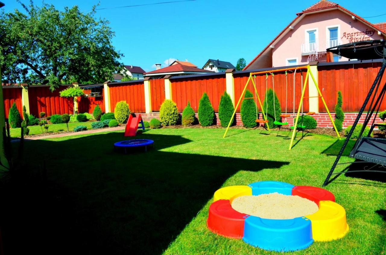 Apartmany Riviera A Chalupa Riviera Liptov, เบเชนยอวา ภายนอก รูปภาพ