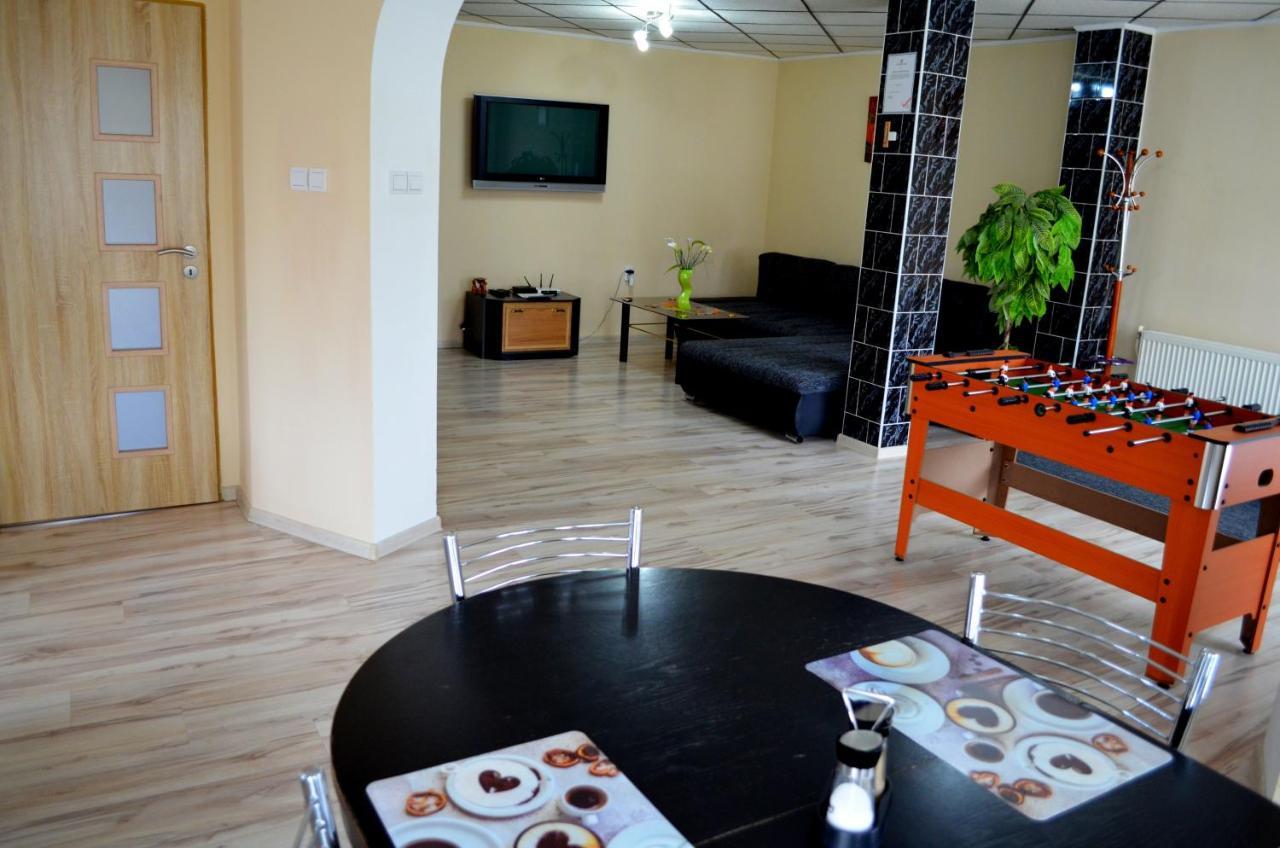 Apartmany Riviera A Chalupa Riviera Liptov, เบเชนยอวา ภายนอก รูปภาพ