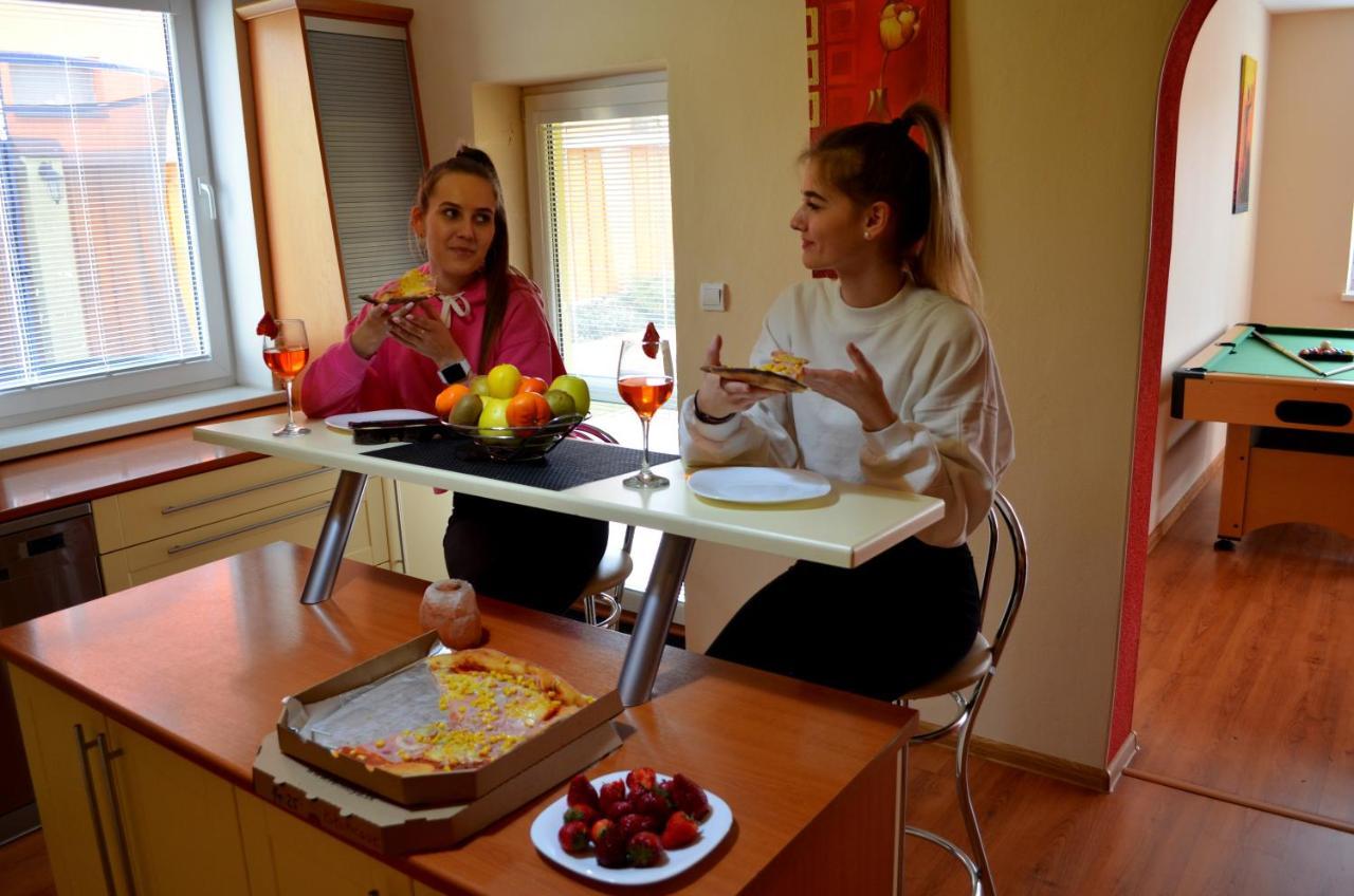 Apartmany Riviera A Chalupa Riviera Liptov, เบเชนยอวา ภายนอก รูปภาพ